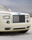 A 2009-es modellévre felfrissül a Rolls-Royce Phantom