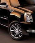 A Cadillac bemutatta a luxushibridjét a Escalade Platinum Hybrid-et!
