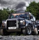 Land Rover Defender - luxus kivitelben