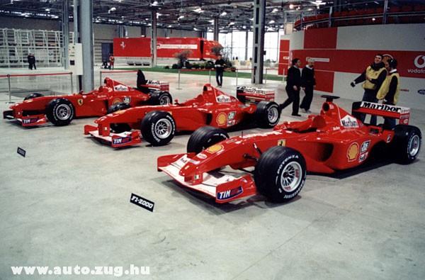 Ferrarik a boxban